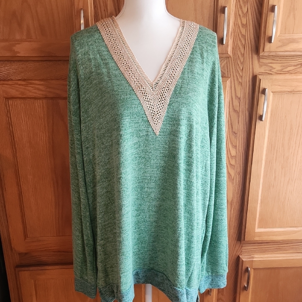 Green Knit Sweater with Lace V-Neck Size 3X